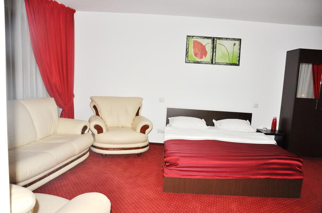 Hotel Thomas Bucureşti Ngoại thất bức ảnh