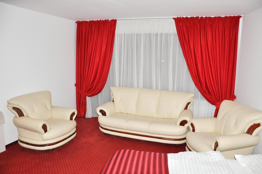 Hotel Thomas Bucureşti Ngoại thất bức ảnh
