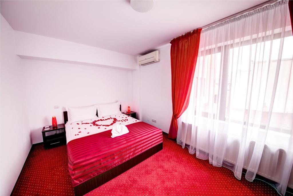 Hotel Thomas Bucureşti Ngoại thất bức ảnh