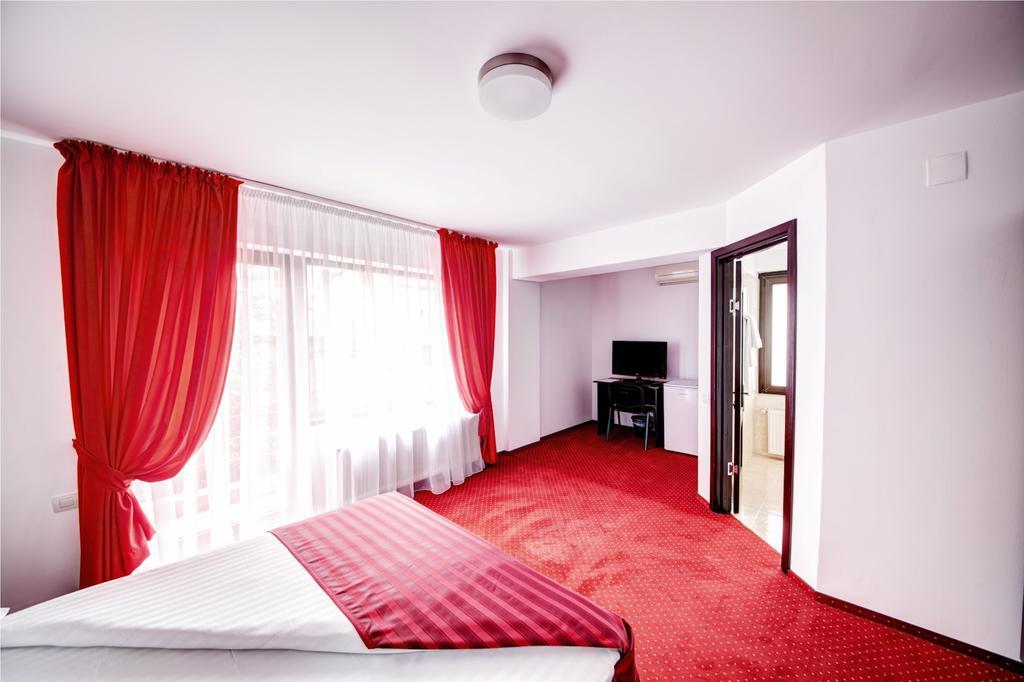 Hotel Thomas Bucureşti Ngoại thất bức ảnh